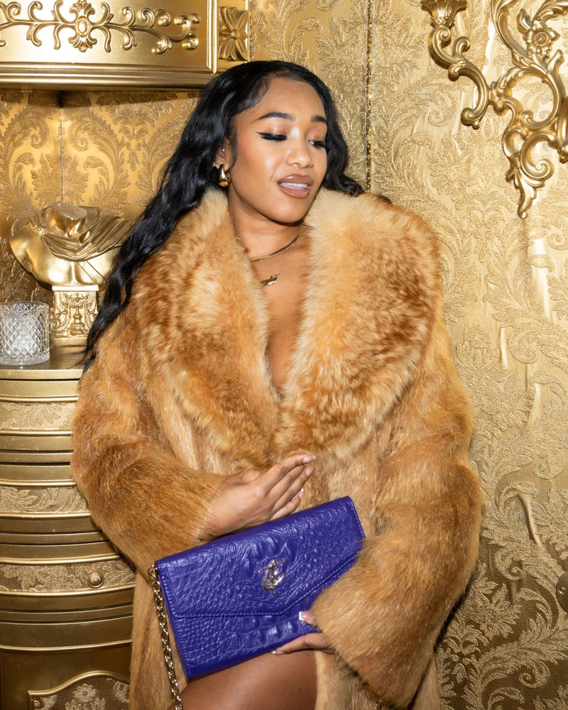 Apollo 2 Clutch Shoulder Bag in Purple