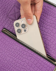 EXTERIOR ZIPPER POCKET